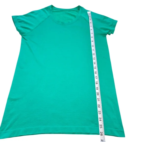 Lululemon Swiftly Tech Short-Sleeve Shirt 2.0 - Kelly Green - Picture 10 of 10